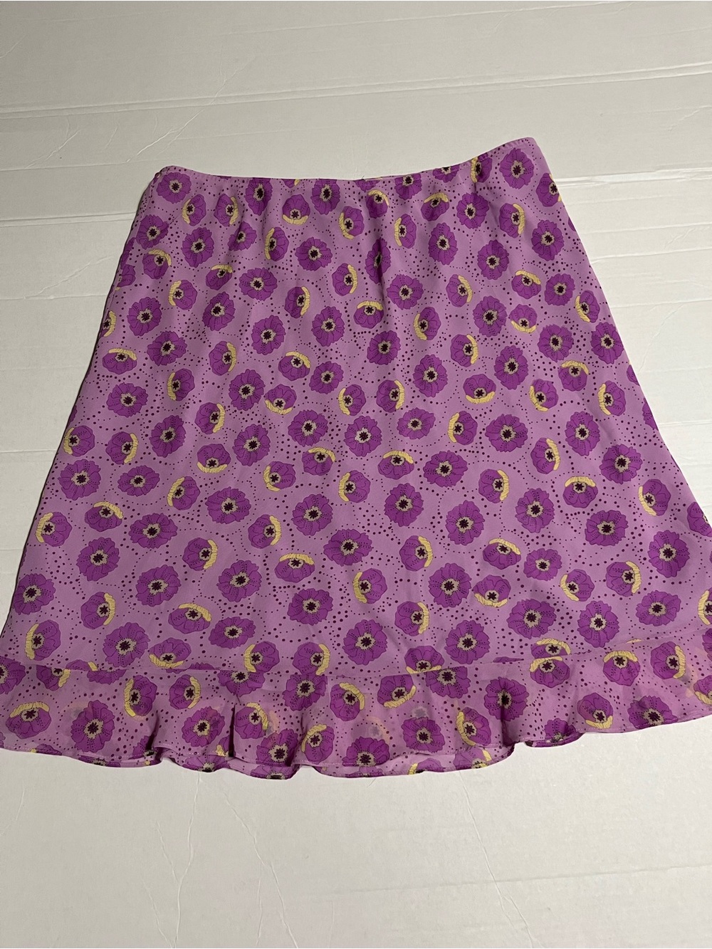 Y2K/ Cottagecore Apostrophe Lavender Floral Ruffle Hem Mini Skirt